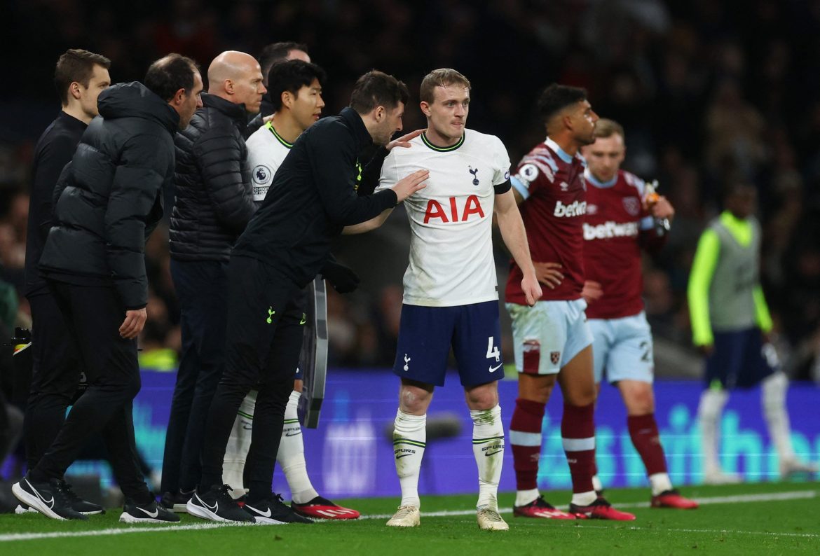 Spurs consider Mason with Conte talks held